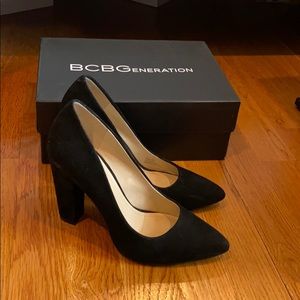 BCBGeneration Black Pointed Toe Pump